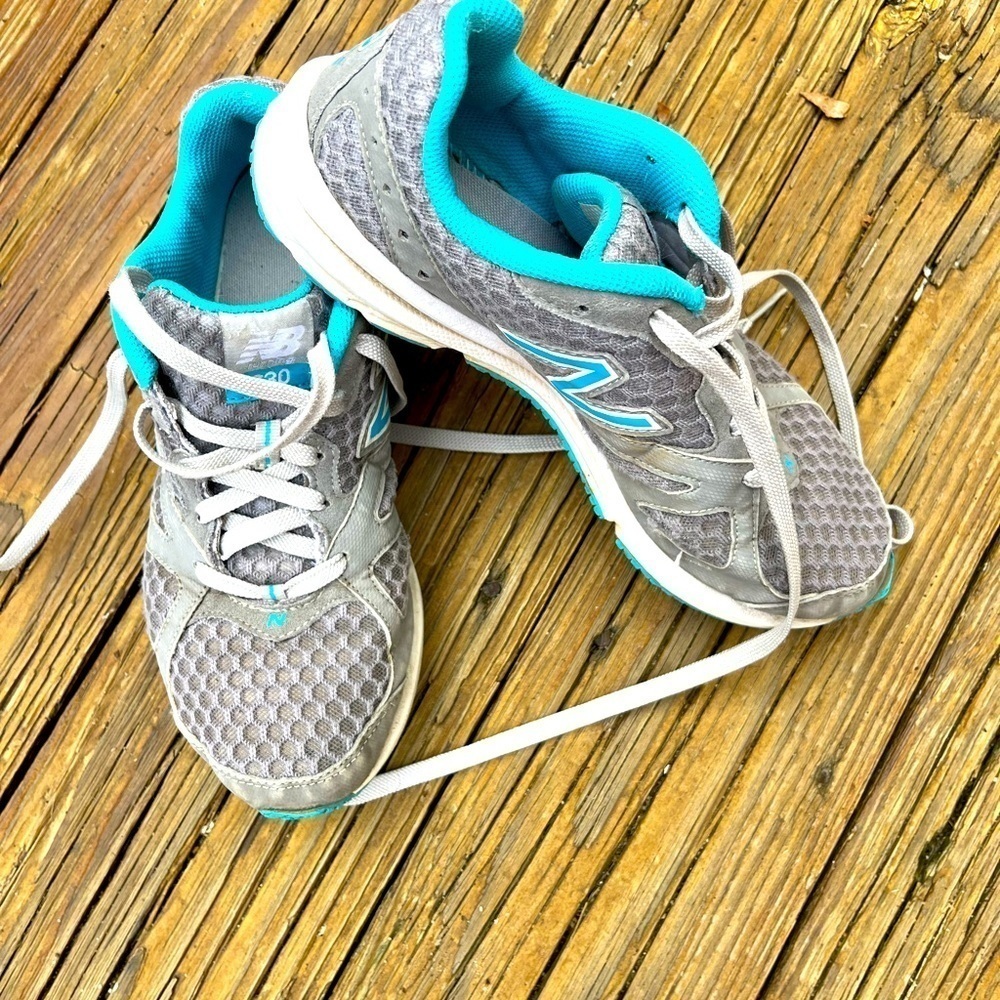 New Balance 630 Shoes